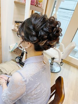 ロカット サロン(Roquat Salon) クラシカルアップアレンジ【ヘアセット　立川/立川南/八王子】