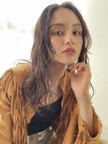 ベター(better)&nbsp;ロングウェーブヘア