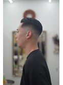 カット　パーマ　フェード　シェービング　ヘッドスパ