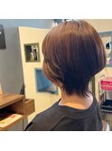 くびれショートヘア