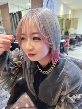 ヘアメイク シュシュ(Hair make chou chou) ハイトーンボブベージュピンクデザインカラー