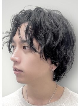 ゼンコー アオヤマ(ZENKO Aoyama) 黒髪×ミディアム×ウェーブ【表参道/青山/渋谷/原宿/表参道駅】