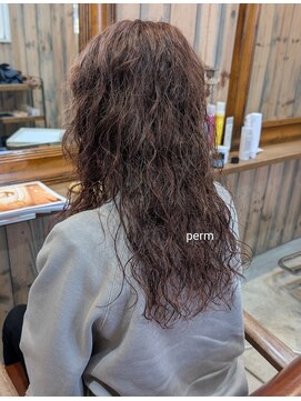 エンネ ユー(enne you..) ロング×パーマ