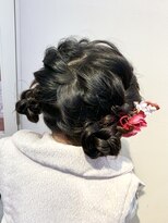 ゼストソエル(ZEST soell)&nbsp;ツインアレンジ　お団子ヘア　三歳　七五三【立川/soell /水島】