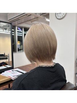 グランルッソ 岡山駅前(GRAN LUSSO) 【国富】ショートこそ“明るめカラー”　重たい印象を軽く♪
