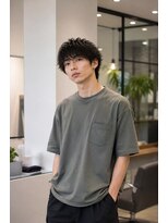MEN's Baguz MEN'Sカット/ MEN'Sパーマ/ MEN'Sカラー 無造作スパイラルパーマのメンズマッシュ束感スタイル