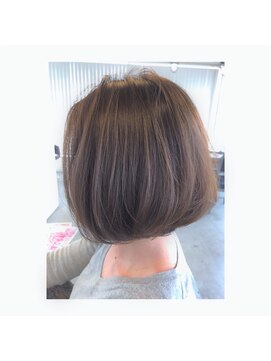 ヘアサロン コンパス(Hair Salon compass) きまりすぎてない力の抜けた前下がりボブ