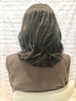 ミーティア バイ クアトロ(Meteor By QUATRO) 大人の可愛いヴェールウェーブ系カール