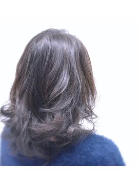 クラウドナイン(CLOUD Nine) 温かみのある冬カラー