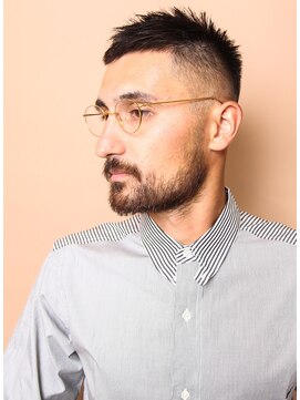 サーカス バイ ビュートリアム 青山(CIRCUS by BEAUTRIUM) ヨーロピアントラッド