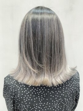 アルバム 銀座(ALBUM GINZA) ハイライトグラデーション_フォギーベージュ耳かけ_ba294981