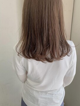 キャンバス バイ ネオリーブ 横浜西口(Canvas by neo.) あそばせレイヤートーン1つ上がるヌーディベージュ