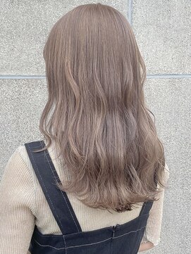 キラ 渋谷(KILLA) ミルクティーベージュ　暖色系カラー　【榎園由美】