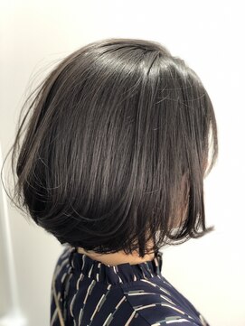 スカイ イケダ(Sky ikeda) ショートボブ/カーキブラウン