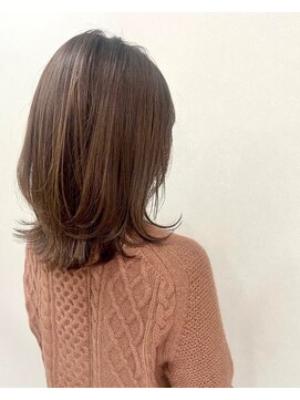 マルレ(MARLE) 都島ミディアムヘア/アッシュベージュ