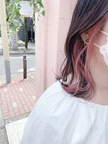 イルウィ(irwi)&nbsp;【トレンド】ピンクベージュインナーカラー　ミディアムボブ