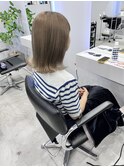 ミルクティーベージュ