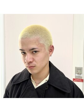 モリオフロムロンドン 泉南店(morio FROM LONDON) ボウズ×ホワイトカラー［AYAKA］