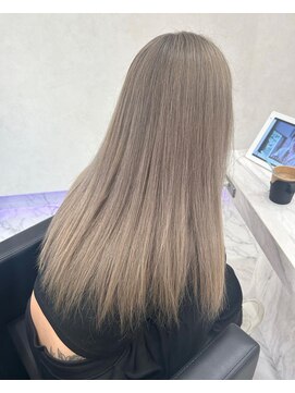 ミニョン(mignon) 韓国/ダブルカラー/ブリーチ/ピンク/学割U24/新越谷/南越谷/草加