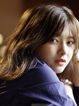 ベロニカ 大人ナチュラルセミロング×柔らかワンカール３０代４０代５０代