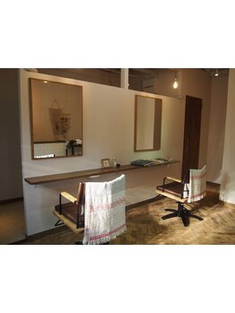 周りを気にせず、ゆったりとしたサロンtimeを過ごしたい方に♪マンツーマンだからお悩みも相談しやすい◎