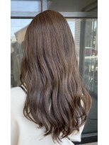 アイリス(IRIS)&nbsp;グレージュ切りっぱなしボブ前髪ありミニボブミルクティベージュ