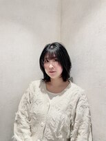 ケンジサナンド(KENJE Sanando)&nbsp;結んでも可愛いレイヤーボブ