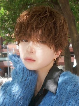 アイトーキョー 池袋(AI TOKYO) シースルーラウンド波巻きツイスパマッシュ