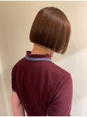 コンパクト切りっぱなしボブ