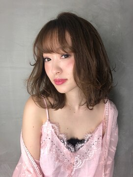 レーヴ リゾート 池袋(Reve resort) 黒髪暗髪アッシュ小顔前下がり切りっぱなしボブ☆