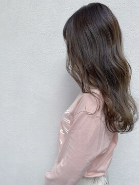 モルニ(MORNI) グレージュ_マロンベージュ Aラインボブ かきあげ