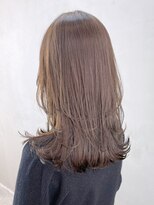 アイティーバイアルバム 下北沢店(IT by ALBUM)&nbsp;レイヤーオリーブ_アースカラーくびれヘアツートン_ba378581