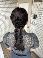 フェリーチェ(Felice)&nbsp;個性派ツイン　ヘアセット　ツインポニー　ツインアレンジ