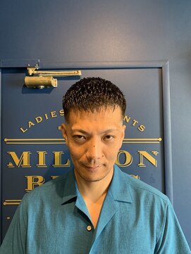 ミリオンバックス 御徒町店(Million Backs) 直毛短髪必見!濡れパン