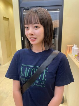 スニュウ(snuw) 【snuw mina】ボブカット/透明感カラー/顔周りカット/伏見