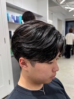 フィフス 名駅(fifth)&nbsp;大人の抜け感を演出する、今トレンドのフェザーパーマ