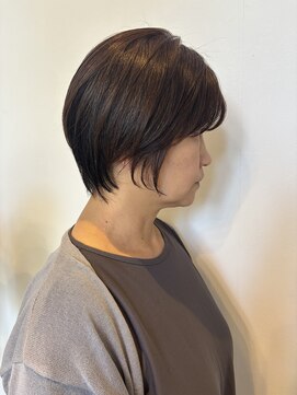 ホワイトストーン WHITE STONE この夏にぴったり！！襟足すっきりショート