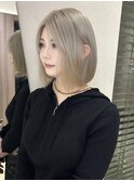 ホワイトベージュ/ホワイトカラー/黒染め落とし