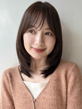 ガーデン 銀座(GARDEN) レイヤー/ハッシュカット/大人ミディアム/透明感カラー/ベージュ