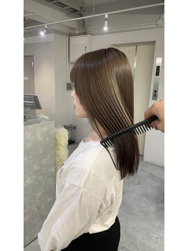 レアル 心斎橋 大阪(REAL) オリーブブラウン