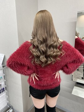 エミーバイモアムー(Emmie byMoremuu) 【埼玉YU-TA ギャルスタイル】