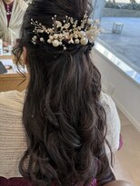 タエビスアリッサム(Taebis Alyssum)&nbsp;華やかパーマ×オリーブグレージュ×パーティーヘアセット