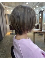 フェリア 池田(FERIA) 白髪ぼかしショート4.24クールショート