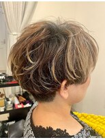 リンド(Lindo) 刈り上げマッシュショート