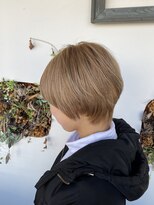 シーン(hair design SCENE)&nbsp;≪谷添担当≫ブリーチ×二回でできるハイベージュ♪