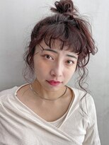 アイティー バイ アルバム 浦和店(IT by ALBUM) お団子アレンジ_ハイライトカラーオリーブカラー_26556