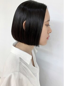 クオリス 上板橋店(QUALIS) 20代★小顔ボブ 艶感/艶ボブ/アゴライン/前下がり/黒髪