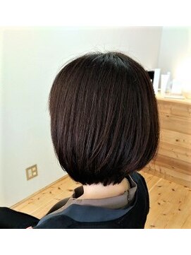 ナチュラル ピュール(Natural pur) ツヤ感ボブ