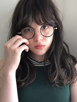 フランチェスカ(Francesca) 透け感アンニュイカール 透明感カラー 暗髪