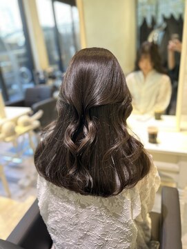 アソビ 表参道(ASOBI) オリーブベージュ　20代　30代　ブリーチなし